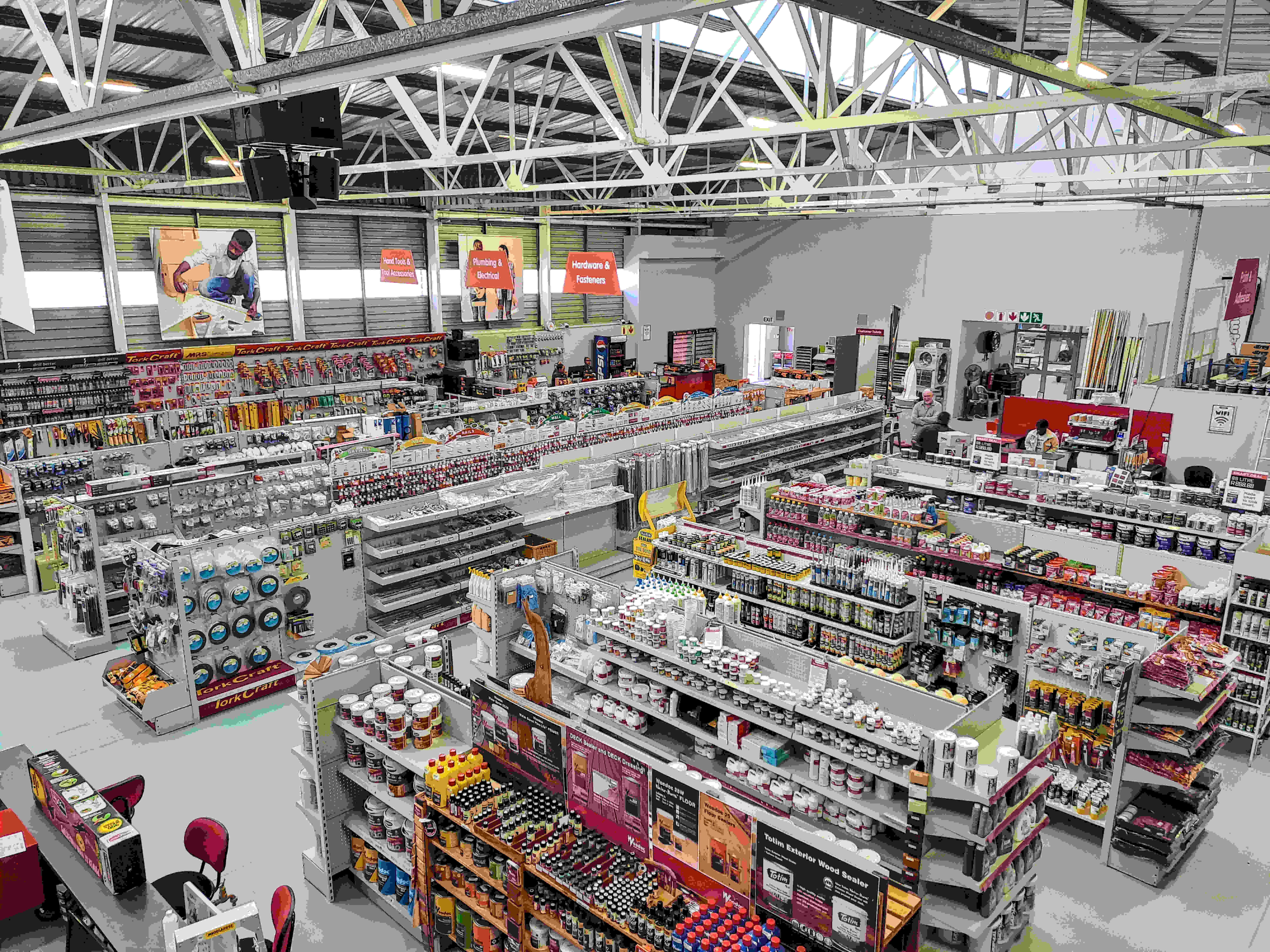 Retail & WholeSale Floor with a wide range of product 